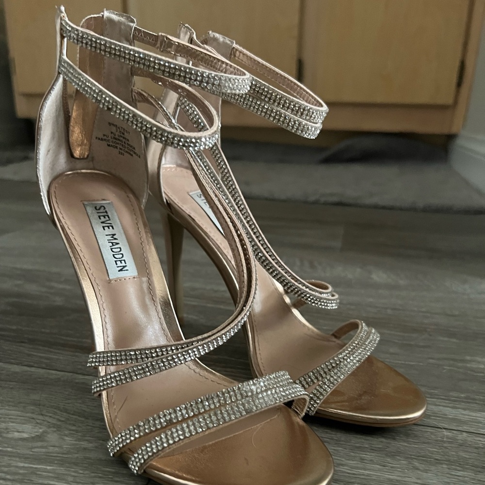 steve madden sparkly gold heel